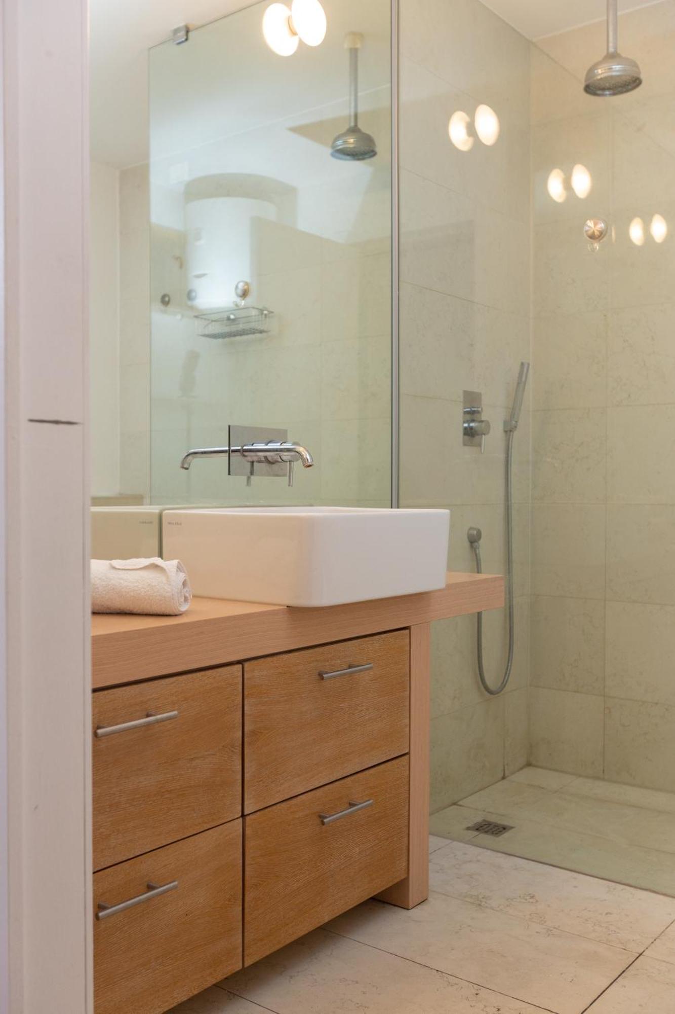 Ferienwohnung White And Brown Exclusive Loft With Terrace - Free Parking - M2 Station Mailand Exterior foto